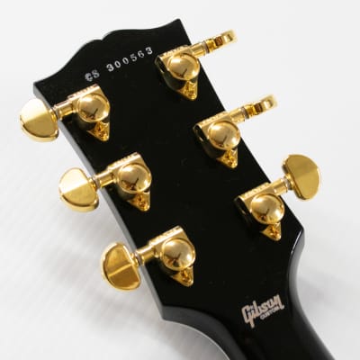 Gibson Custom Les Paul Custom - Ebony with Ebony Fingerboard image 11