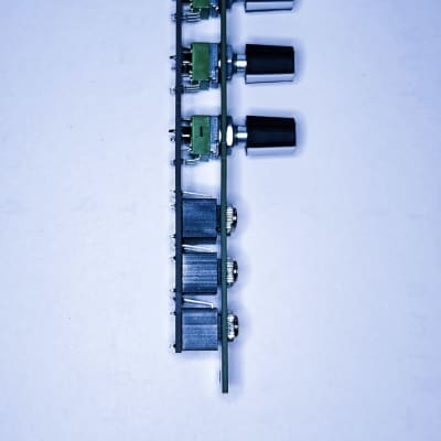3C-A (Passive 3 Channel Attenuator) B-Stock image 4