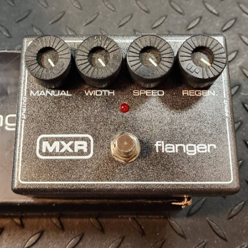 MXR M117R Flanger 18vDC power Supply Included | Reverb