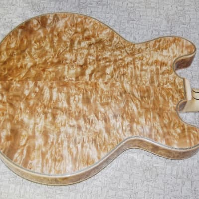 Yunzhi Archtop Jazz guitar hollow body flamed maple electric guitar customizable for sale