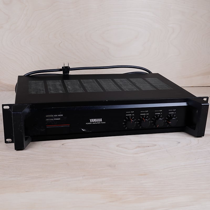Yamaha P2040 150W Rackmount Power Amplifier Black 100V Made