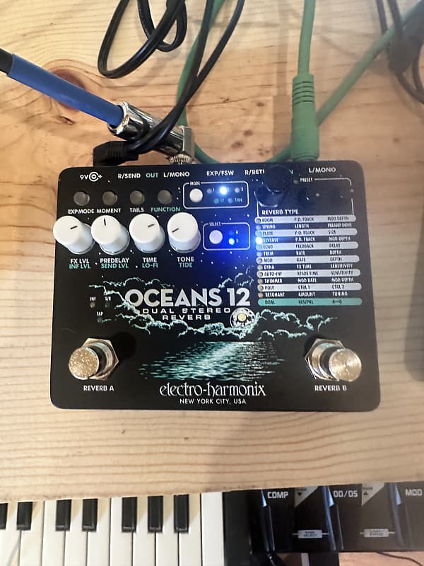 Electro-Harmonix Oceans 12