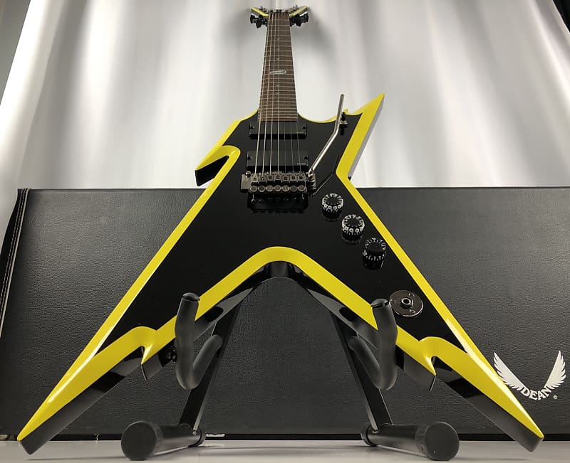 DEAN RAZORBACK 黒/黄色 ハードケース付き DEAN RAZORBACK 黒/黄色 ハードケース付き DEAN RAZORBACK 黒/黄色