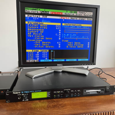 Roland S-760 Digital Sampler – Classic 90s Rack Sampler with Upgrades