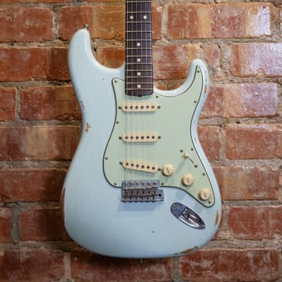 Fender 60' Stratocaster Relic Electric Guitar Aged Daphnie Blue | Custom Shop | R95516 | Guitars In The Attic for sale
