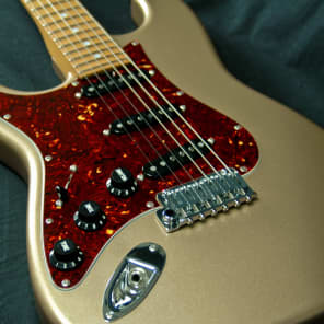 Suhr Classic Lefty Shoreline Gold Electric Guitar image 15