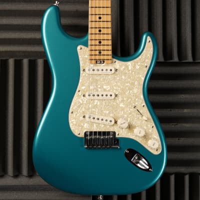 Fender American Elite Stratocaster with Maple Fretboard 2018 - Ocean Turquoise Metallic for sale