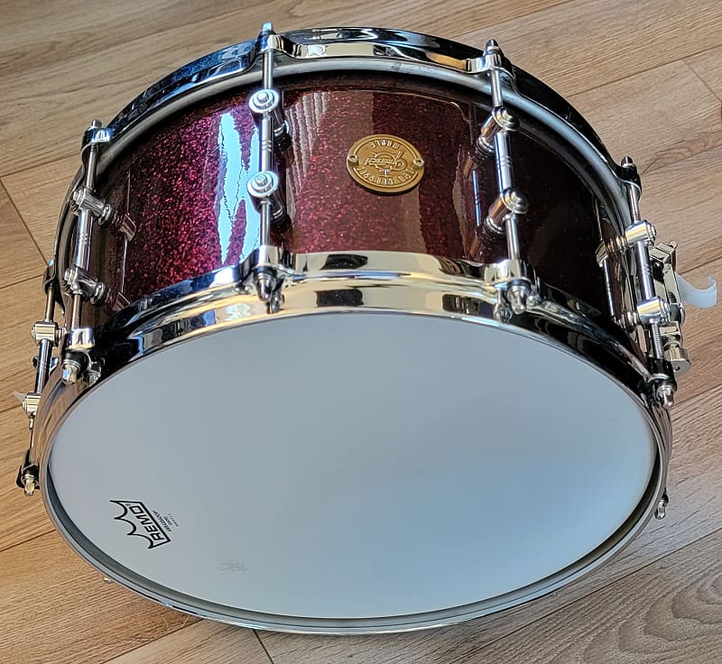 Gretsch New Classic Maple 6.5 Snare - Merlot Sparkle -Mint