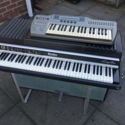 Rhodes Mark Il Suitcase 73 (USA/1981) retolexd/refurbd & FREE synth! image 2