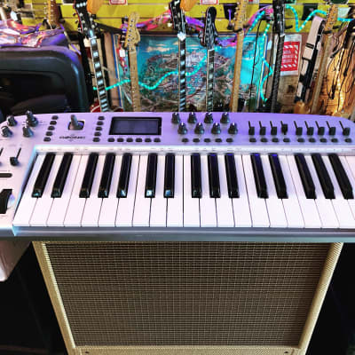 M-Audio Ozonic 37-Key MIDI Controller and 2x2 24-bit/96kHz