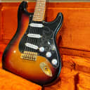 Fender Stevie Ray Vaughan Stratocaster - USED