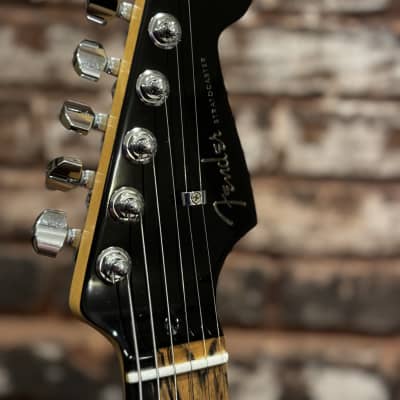 Fender American Stratocaster Limited Edition Quilted Maple Top Pale Moon Ebony 2019 - Transparent Black Burst image 4