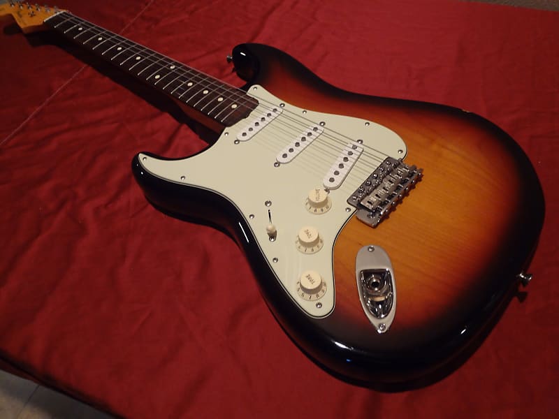 American Vintage '62 Reissue Left Handed Stratocaster image 1