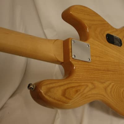 KSD  Ken Smith Design Proto J 70s LEFT-HAND 4-String Electric Bass Natural Ash image 7