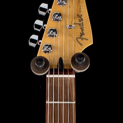 Fender Player Stratocaster 3 Color Sunburst Pau Ferro - MX20116260-7.75 lbs image 6