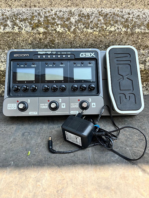 G3X Guitar Effects & Amp Simulator with Expression Pedal | Zoom