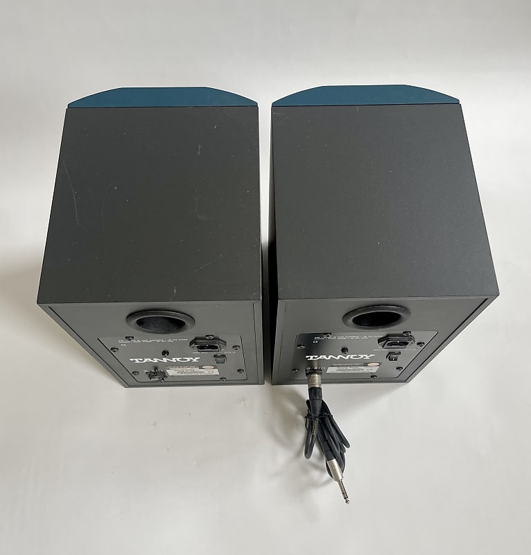 Tannoy Reveal Active 50-Watt Active Studio Monitors Pair Tannoy Reveal Active 50-Watt Active Studio Monitors Pair