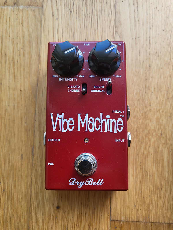 DryBell Vibe Machine 2010s - Red image 1