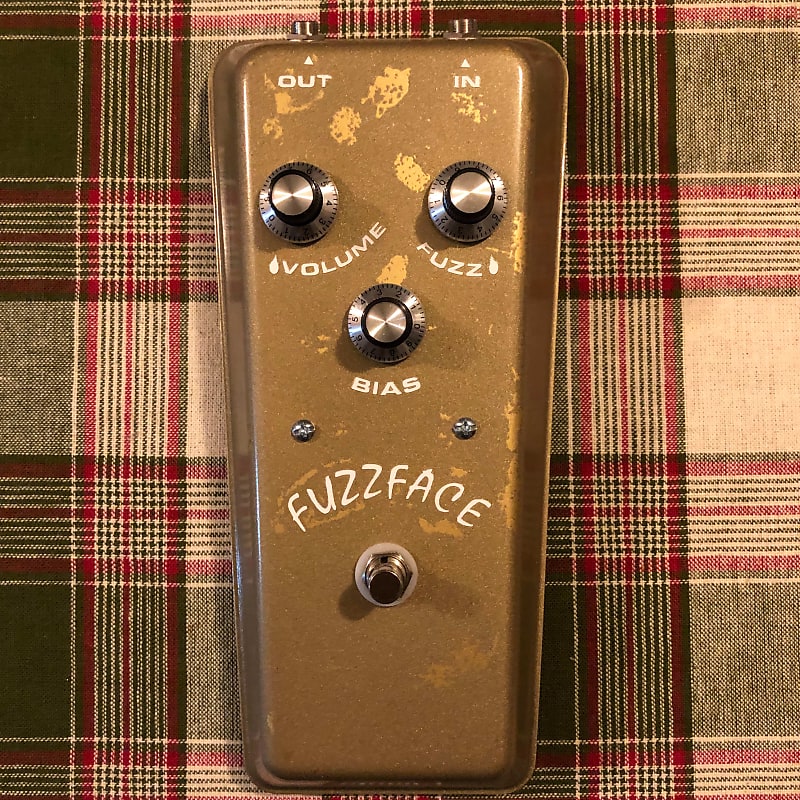 Fuzz Face BC 549 circuit w/ bias control Old school Tone Reverb