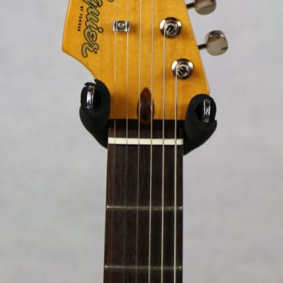 Fender Squier Classic Vibe '60s Stratocaster Left Handed Laurel Fingerboard 3-Color Sunburst image 4