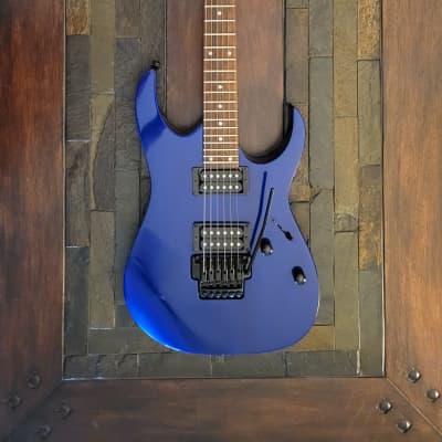 Ibanez RG-220 B RG220B RG Series Electric Guitar - Previously