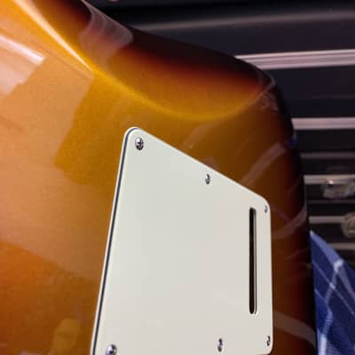 2014 Fender Stratocaster Deluxe Plus HSS  Metallic Sunburst image 10