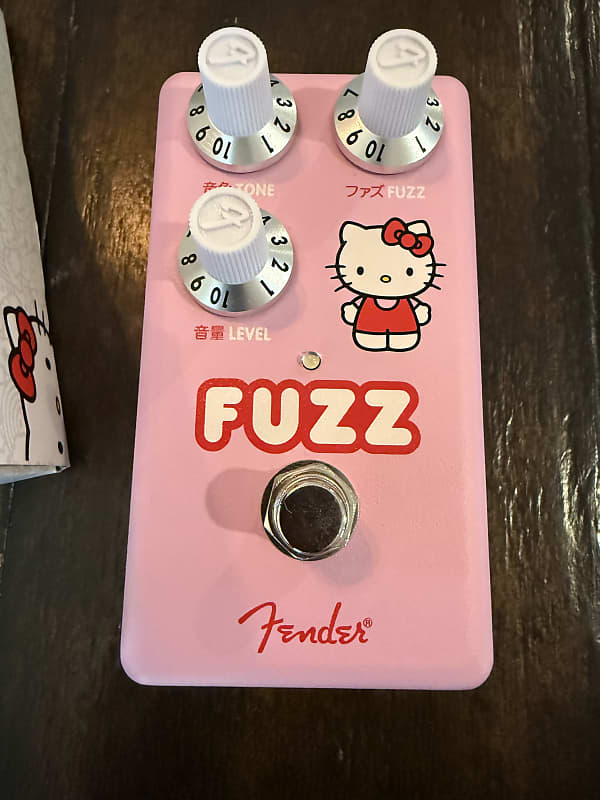 Fender Hello Kitty Fuzz