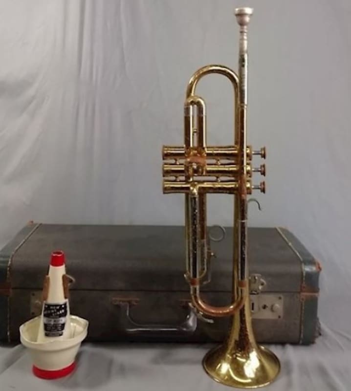Buescher Aristocrat Trumpet, USA, Brass with case mouthpiece mute image 1