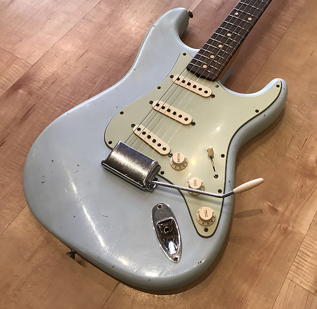 Fender® Custom Shop Beatle Spec 1961 Relic Stratocaster Electric Guitar 2017 Sonic Blue image 1