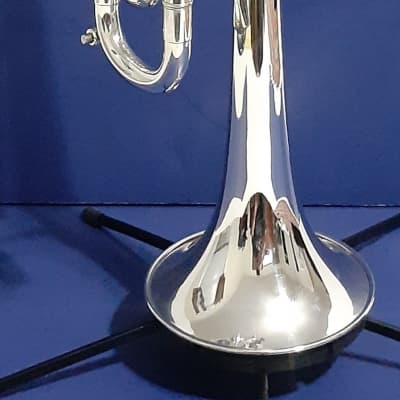 Getzen Eterna Large Bore 900S Model Silver Trumpet, Mouthpiece & Original case 1992-1994 Silver Plat image 4