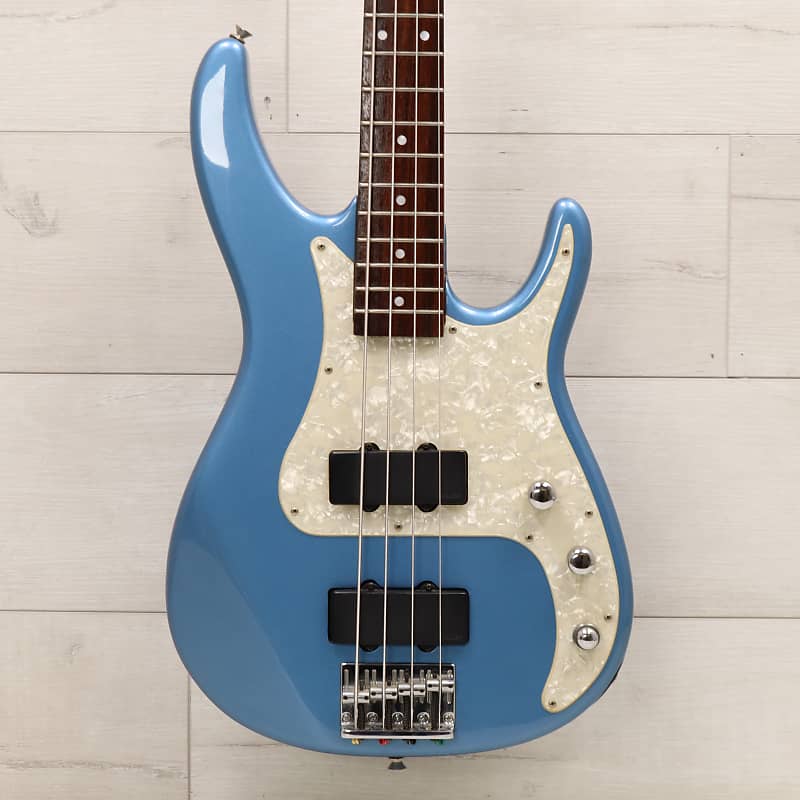 Peavey USA Made Axcelerator 4 String Bass Lake Placid Blue Reverb