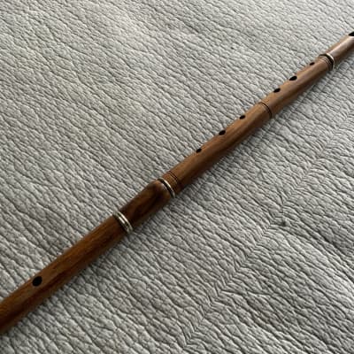 McNeela Cygnet Irish Rosewood Flute 2023 - Traditional Finish image 2