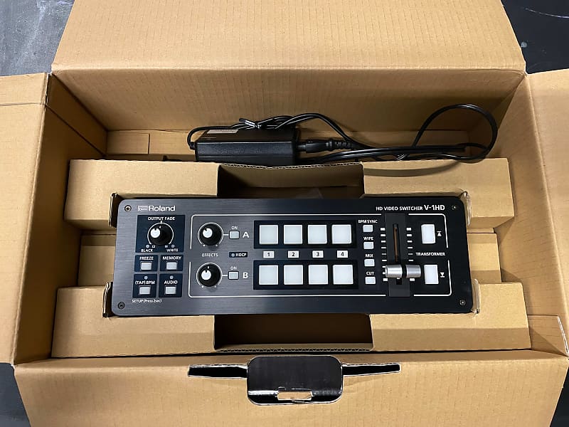 Roland V1HD Reverb