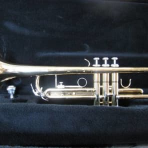 Holton T602P Trumpet image 1