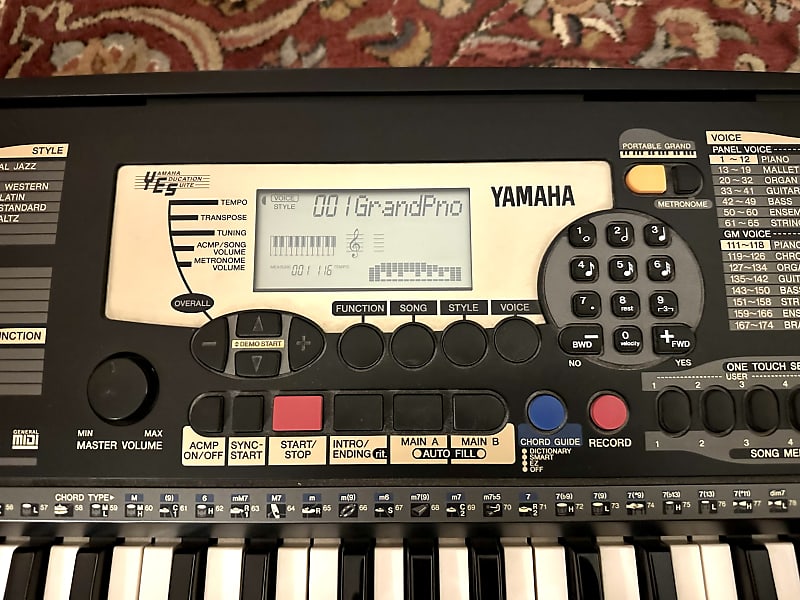 YAMAHA　PSR-225　61鍵キーボード　シンセサイザー YAMAHA PSR-225 61鍵キーボード シンセサイザー 楽器・機材