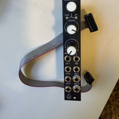 Acid Rain Technology Chainsaw - Eurorack Module on ModularGrid
