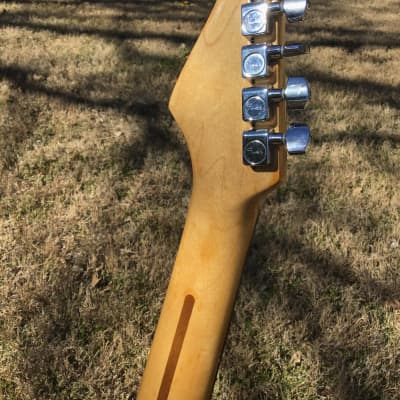 Fender Stratocaster 1983-1985 Great Shape  Beautiful Gloss Neck - Dallas area pickup image 4