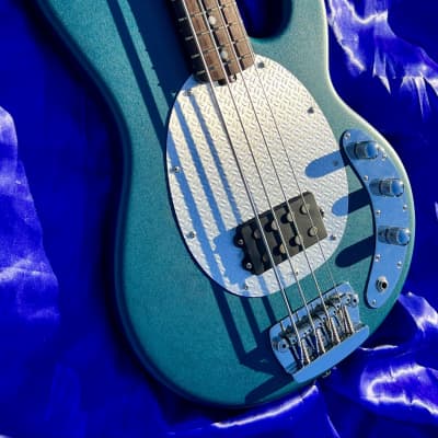 Ernie Ball Music Man SUB USA Stingray 2000’s - Blue image 4