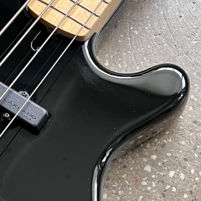 Lakland Skyline Series 44-02 Maple Fretboard 2006 - Black image 6