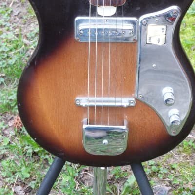 Teisco Crown single pickup guitar  1960's sunburst image 3