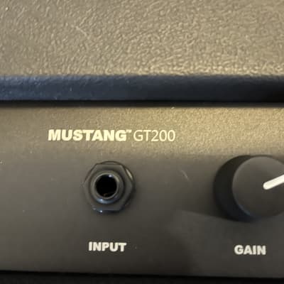 Fender mustang on sale gt200 used