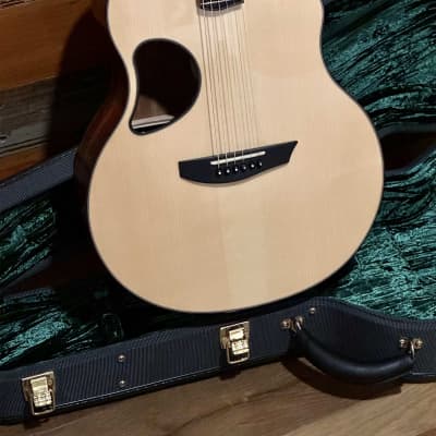 McPherson MG 4.0 XP 2018 - Adirondack Spruce and African Mahogany #2391 Acoustic Electric with LR Baggs image 10