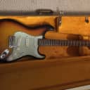 Fender AV 59 Stratocaster  2012 Sunburst
