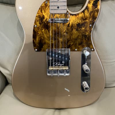 D'Pergo Signature Limited Bakersfield 2021- Gold Metallic Mist for sale