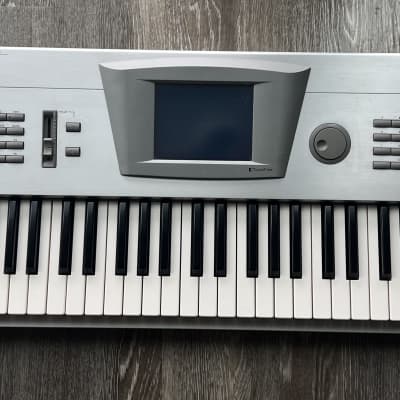 Korg Trinity 61-Key Polyphonic Keyboard Workstation - Silver