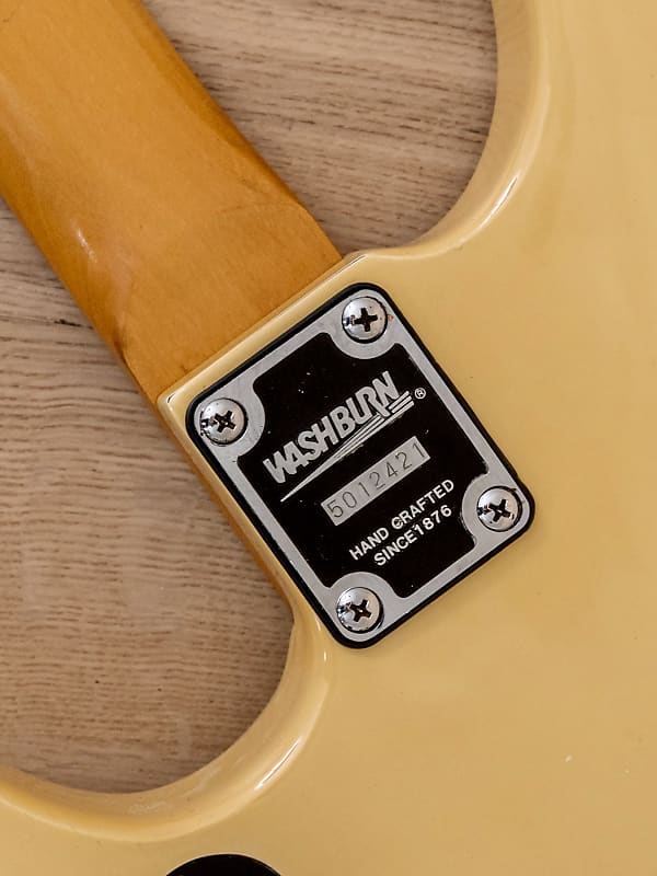 1990s Washburn N1 Nuno Bettencourt Electric Guitar Vintage 1990s Washburn N1 Nuno Bettencourt Electric Guitar Vintage