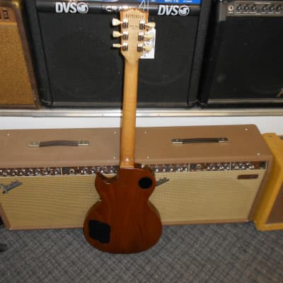 Gibson Les Paul Tribute 2021 - sunburst image 6