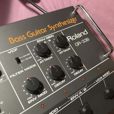MINT 1980s Roland GR-33B Analog Bass Synthesizer DEMO VIDEO! G-33 G-77 G-88 G33 G77 G88 Basses GR33B image 3