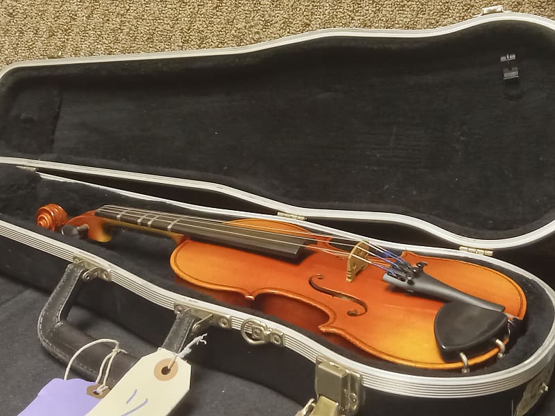 Suzuki 220 1/8 Violin 30753 - Natural | Reverb