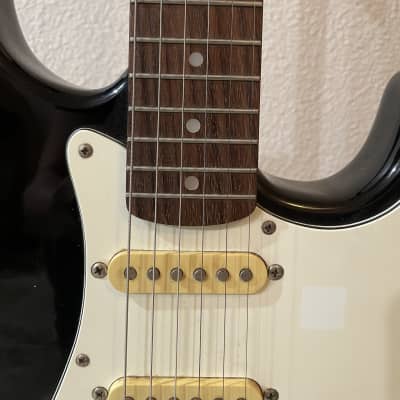 Fender Stratocaster Made in Korea 90s Black Squier Series image 3